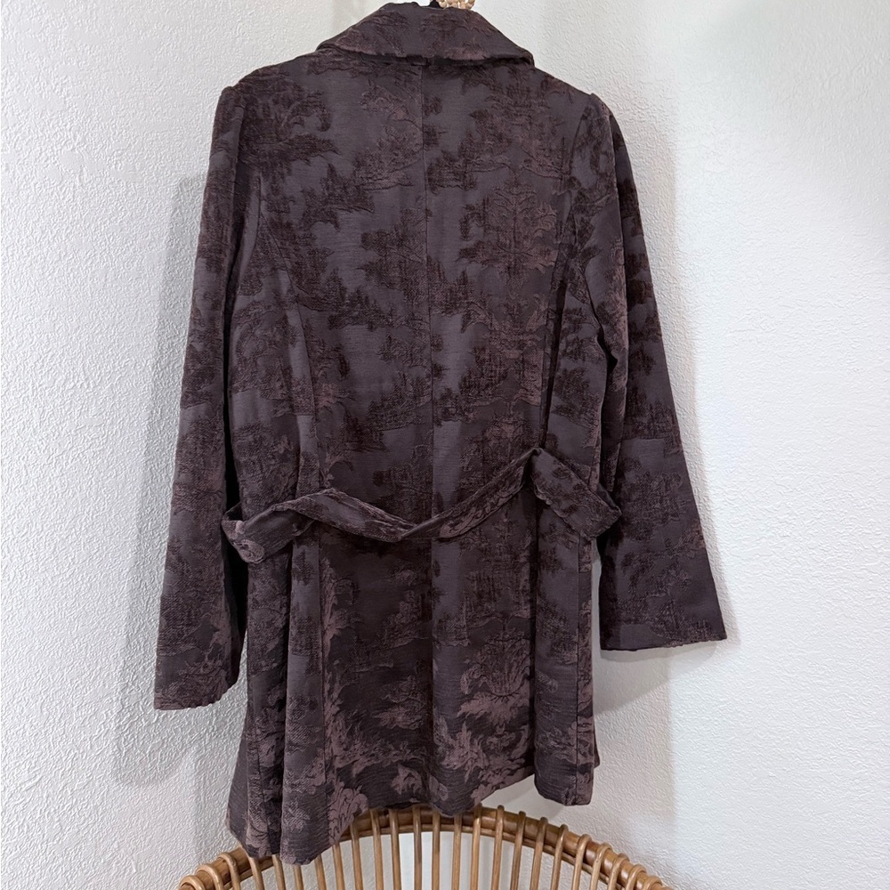 Vertigo Paris Brown Textured Jacquard Jacket - Picture 5 of 6